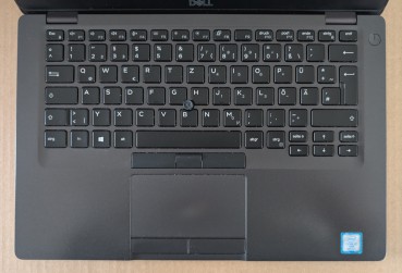 Preview: Notebook Dell Latitude 5401 - i7-9850H - 16 GB (24/32 GB) - Bestand Nr. 02 - geprüft + gebraucht Preview: Notebook Dell Latitude 5401 - i7-9850H - 16 GB (24/32 GB) - Bestand Nr. 02 - geprüft + gebraucht